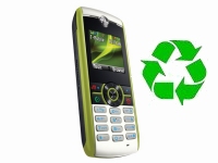 Motorola presenta el primer móvil fabricado con material reciclado de botellas de plástico