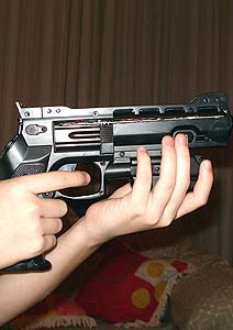 Internauta brasileño crea la primera pistola para Nintendo Wii