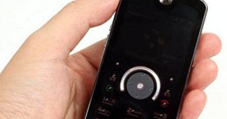 Motorola lanzará en abril su alternativa mundial al iPhone