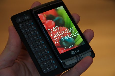 LG presenta su primer teléfono móvil con WINDOWS 7
