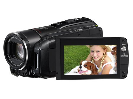 Canon amplía su gama de videocámaras LEGRIA HF M Full HD con la LEGRIA HF M32 de 64 GB