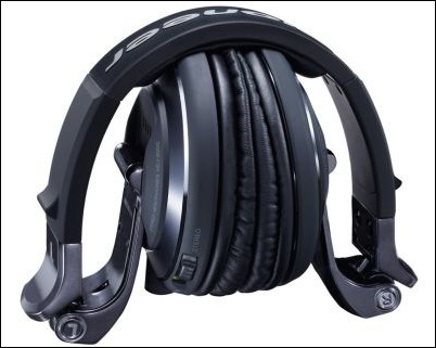 Versión cromada en negro de los auriculares de gama alta HDJ-2000 de Pioneer
