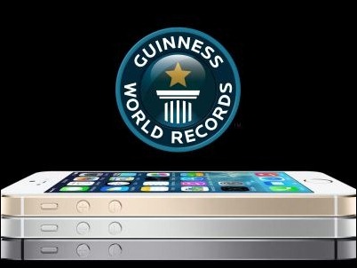 Un estreno de Guinnes: Apple vendió en el debut del iPhone 5S, 2 veces más que con el iPhone 5 y 4 veces más que con el iPhone 4