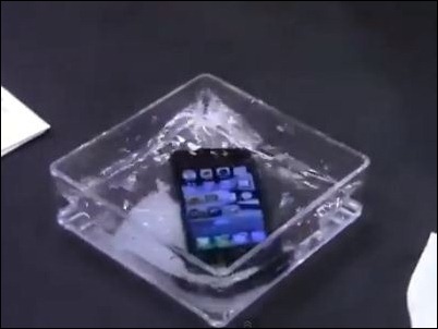 Un anuncio falso de iOS 7 convierte el iPhone en resistente al agua