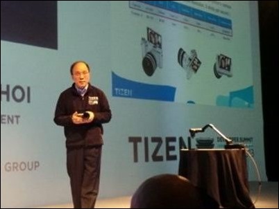 Samsung lleva Tizen a su nueva cámara NX300M