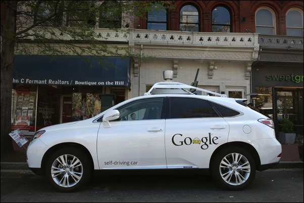 Google comienza a adaptar sus autos "sin conductor" para transitar por ciudades