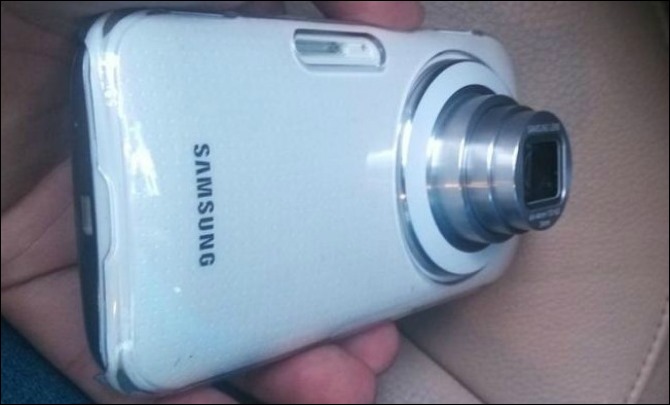 Samsung Galaxy K:  filtradas nuevas fotos del smartphone fotográfico