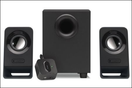 Logitech Multimedia Speakers Z213, diseño compacto y graves profundos