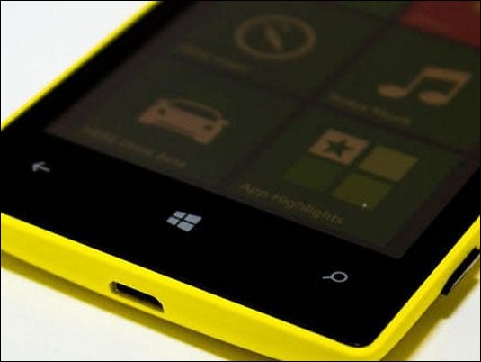 Microsoft prepara un Lumia por debajo de los 100 dólares