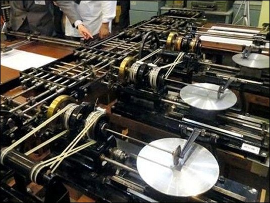 Una computadora japonesa fabricada en 1944 vuelve a resolver ecuaciones