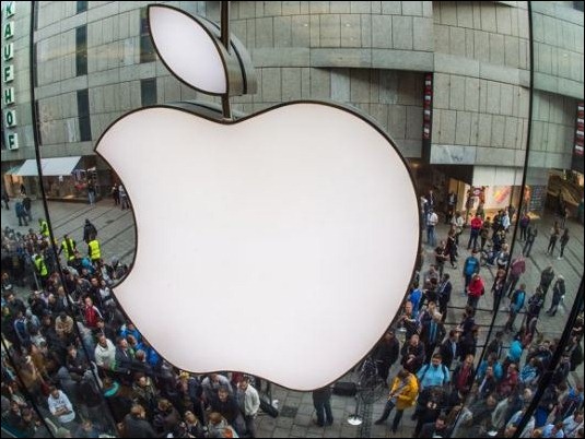 Apple vuelve a romper récords: 74,5 millones de iPhones vendidos