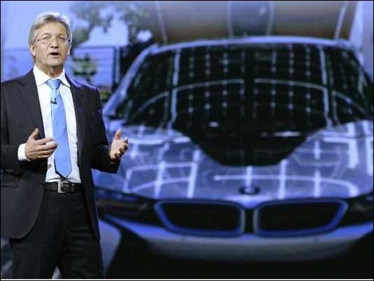 #CES2015: BMW presenta automóvil capaz de recibir órdenes a través de un reloj inteligente