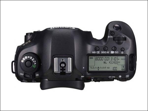EOS-5DS-BODY-TOP_LOWRES