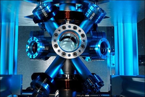 Científicos japoneses crean un reloj más preciso que los relojes atómicos