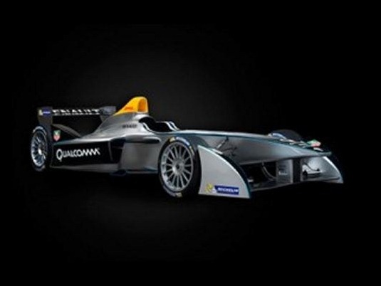 Qualcomm y Mercedes llevarán a la F1, los “autos conectados”