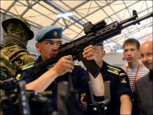 Los fusiles Kalashnikov ahora vienen con acceso a internet