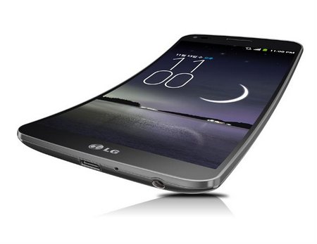 El LG Flex, móvil con pantalla curva, llegará a Europa a finales de febrero