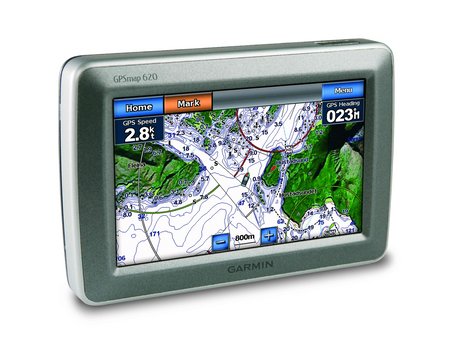 GPSmap 620 con kit para empotrar
