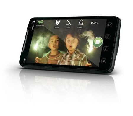 El primer 'smartphone' 4G, HTC EVO, verá la luz el 4 de junio de la mano de Sprint