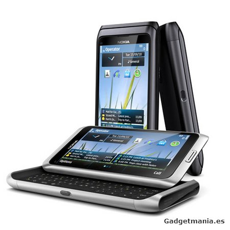 Nokia E7: smartphone profesional con pantalla táctil y teclado deslizante