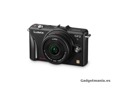 Lumix DMC-GF2 de Panasonic, una cámara compacta con con objetivos intercambiables  y compatible con el formato 3D