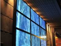 Mediapro instala un impresionante video wall con 9 pantallas de plasma de 103"