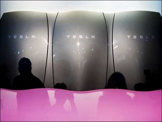 Tesla vende 35 mil unidades de la batería solar que desconectará el hogar del sistema eléctrico
