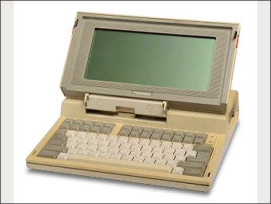30º Aniversario del lanzamiento del primer portátil comercial, el T1100